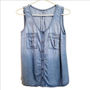 Vintage Denim Chambray Button Down Shirt Blue Light Wash V-Neck Sleeveless